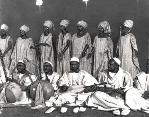 Национальный театральный коллектив Мали.
