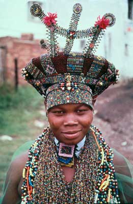 Традиционный головной убор невесты у зулу.