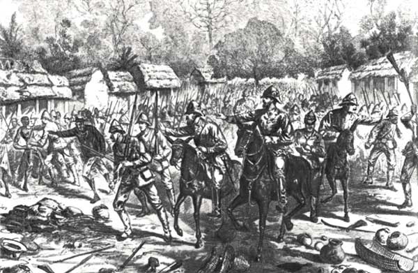 Английские войска захватывают Кумаси в 1874 во время англо-ашантийских войн.