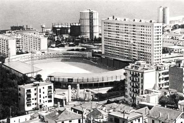 Стадион в Алжире.