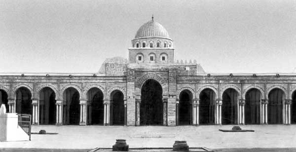 Мечеть Сиди Окба в Кайруане.